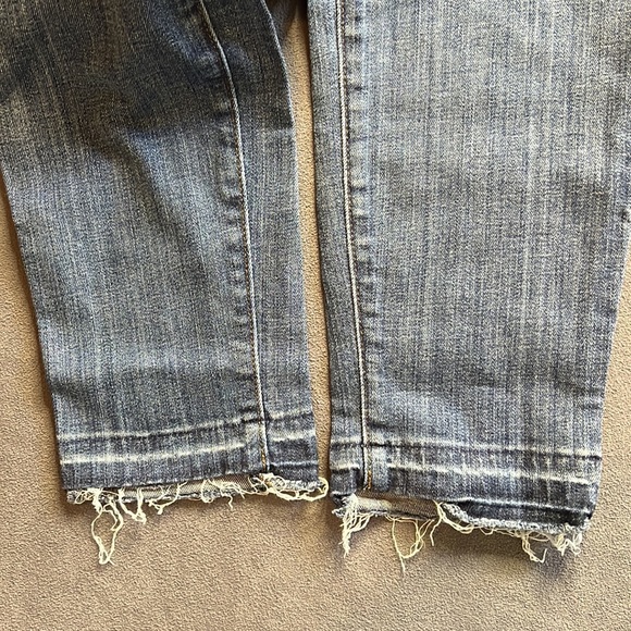 GUC J.Crew 9 inch destroyed high rise toothpick size 26 - Picture 9 of 11